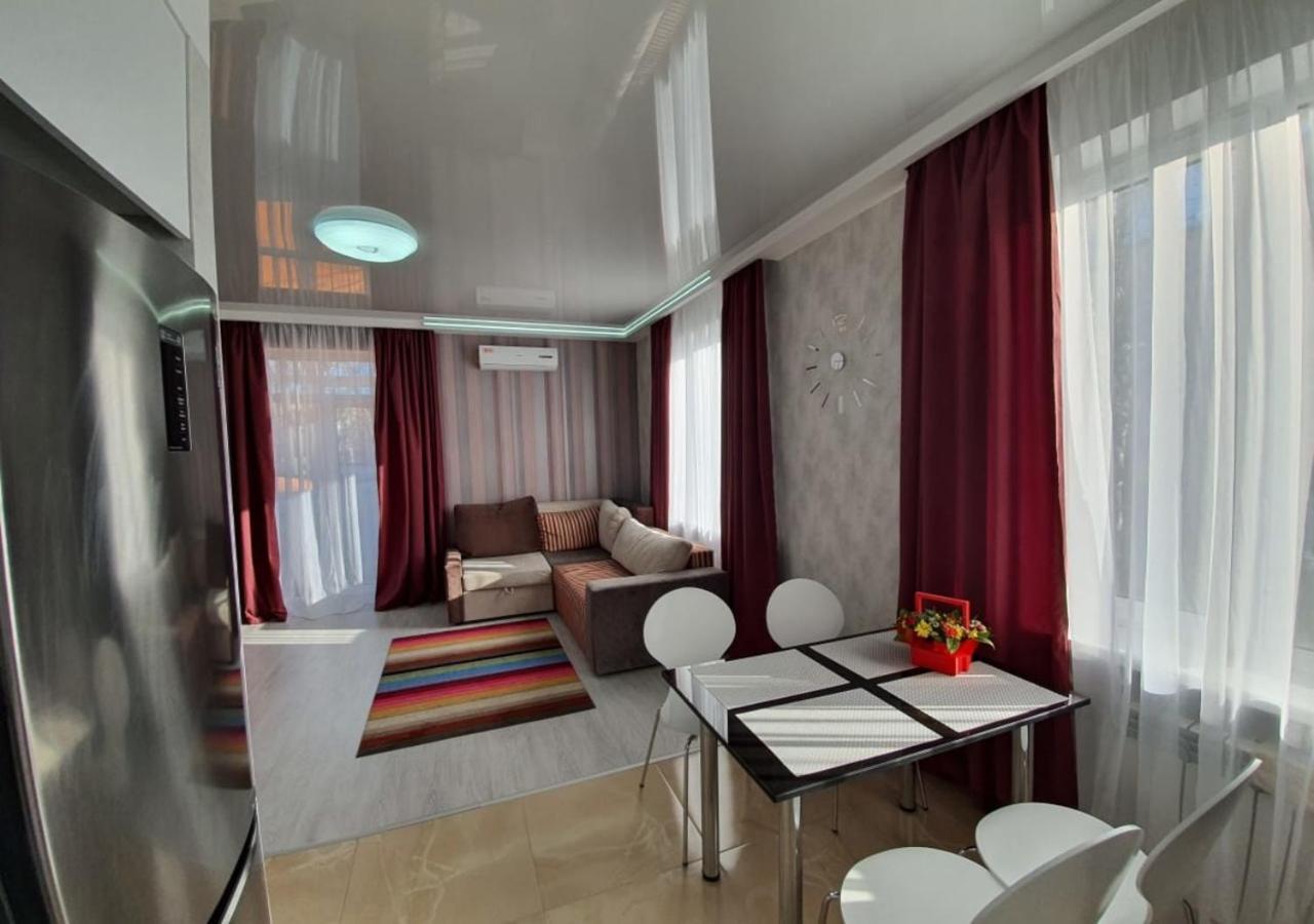 Lux New Apartment 2019 Kharkiv Exterior photo