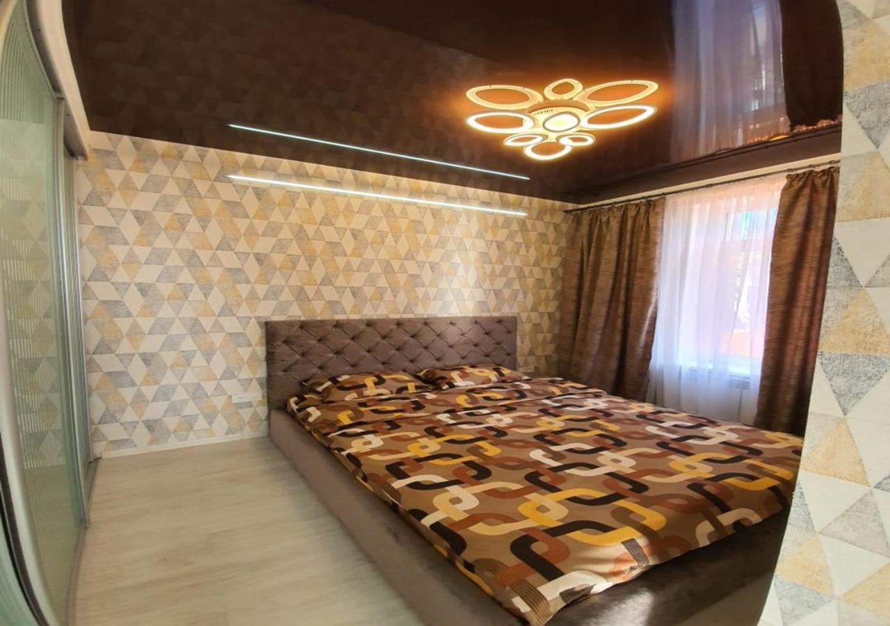 Lux New Apartment 2019 Kharkiv Exterior photo